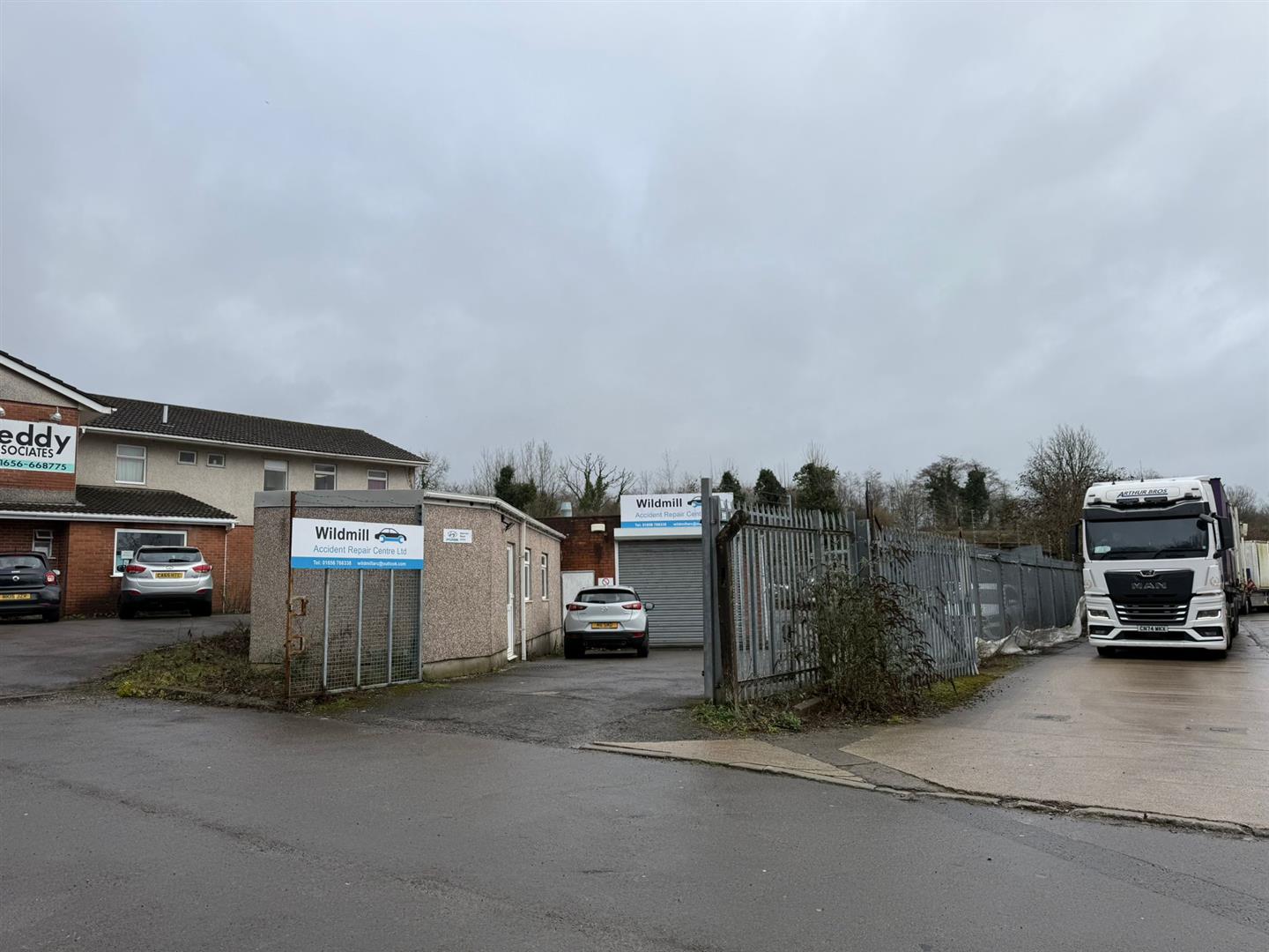 Workshop/Garage Premises & Yard, Trewsfiled Industrial Estate, CF31 4LH